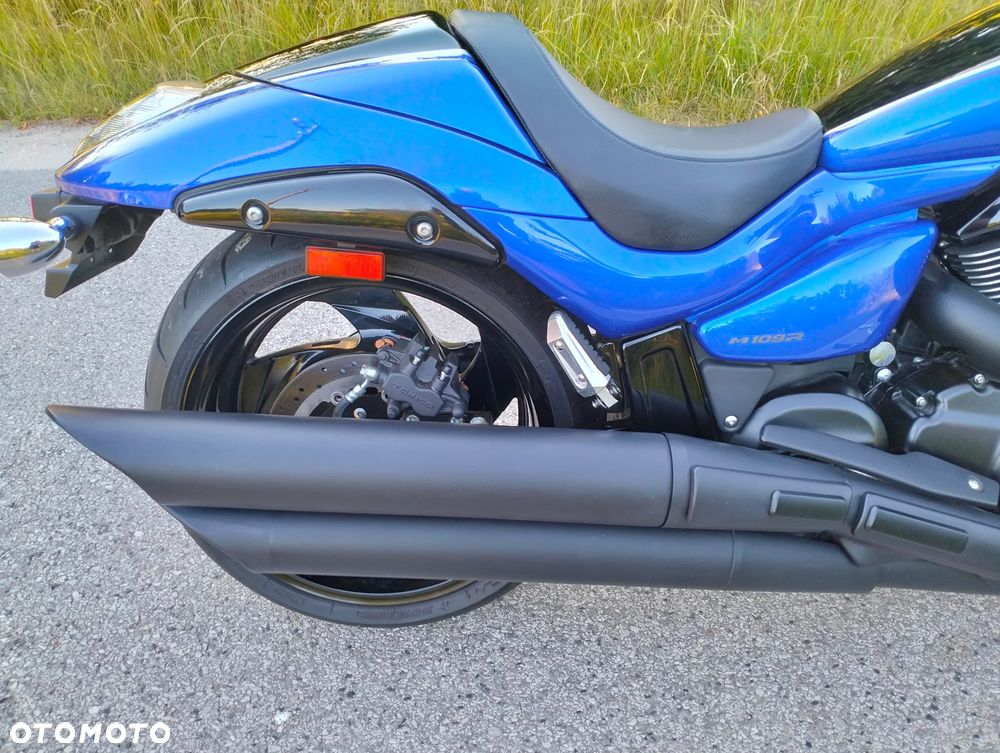 Suzuki Boulevard - 24