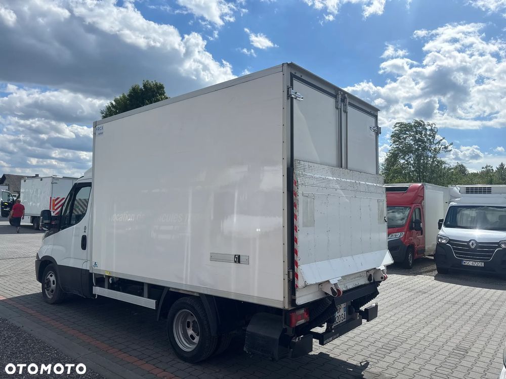 Iveco IVECO DAILY CHŁODNIA KONTENER PODWOZIE DO ZABUDOWY WYWROT KIPER KILKANAŚCIE SZTUK DUZY WYBÓR 35C13,,35C14,35C15,35C16 - 4
