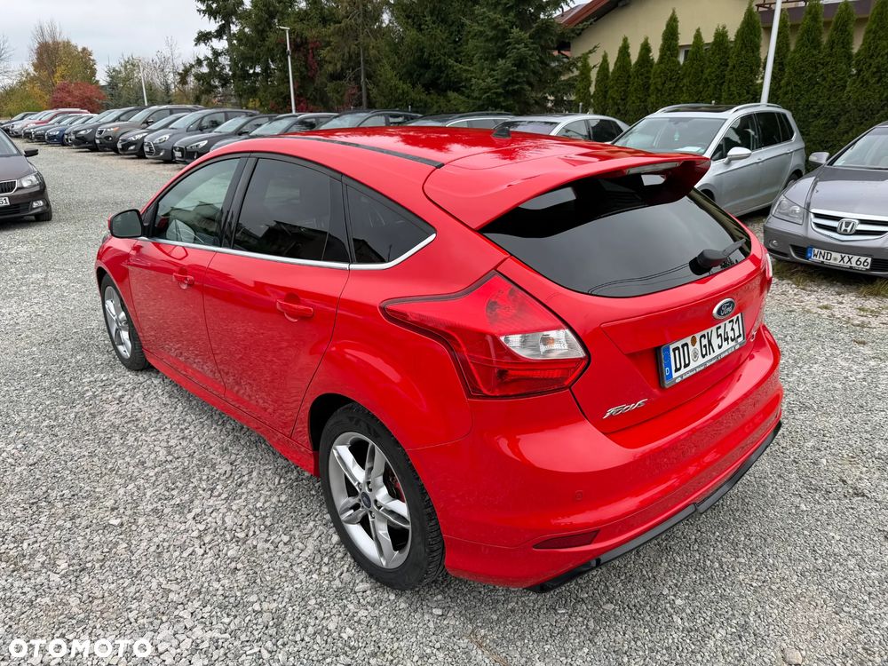 Ford Focus 1.6 EcoBoost Trend Sport - 16