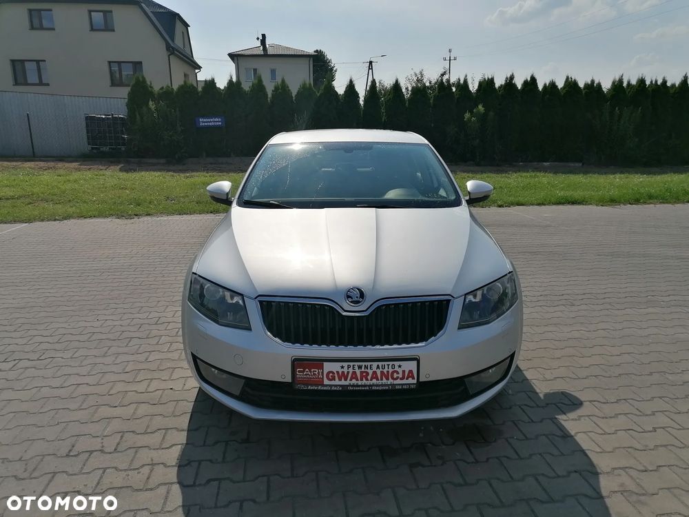 Skoda Octavia 1.8 TSI Style DSG - 4