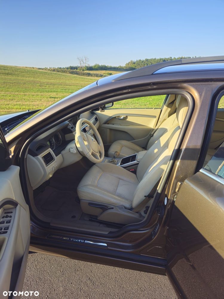 Volvo V70 D3 Edition - 8