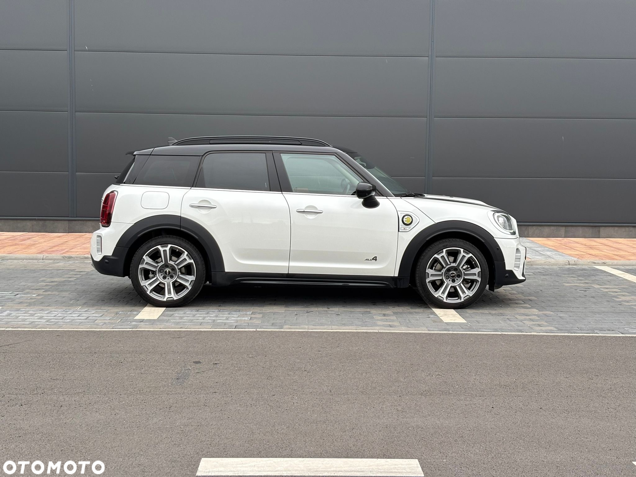 MINI Countryman Cooper SE ALL4 - 4