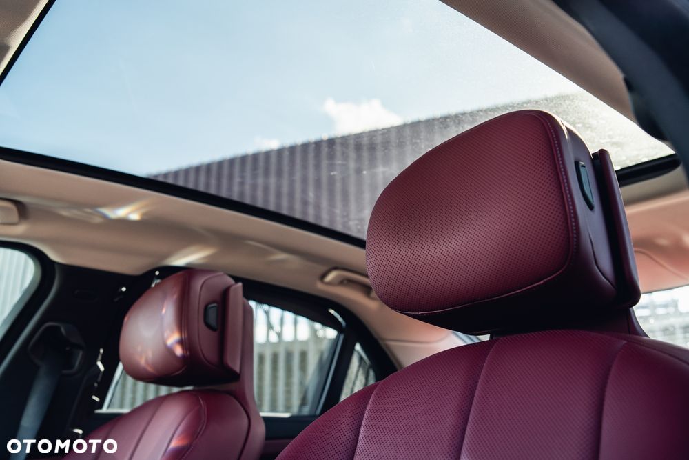 BMW Seria 7 730d xDrive mHEV - 35