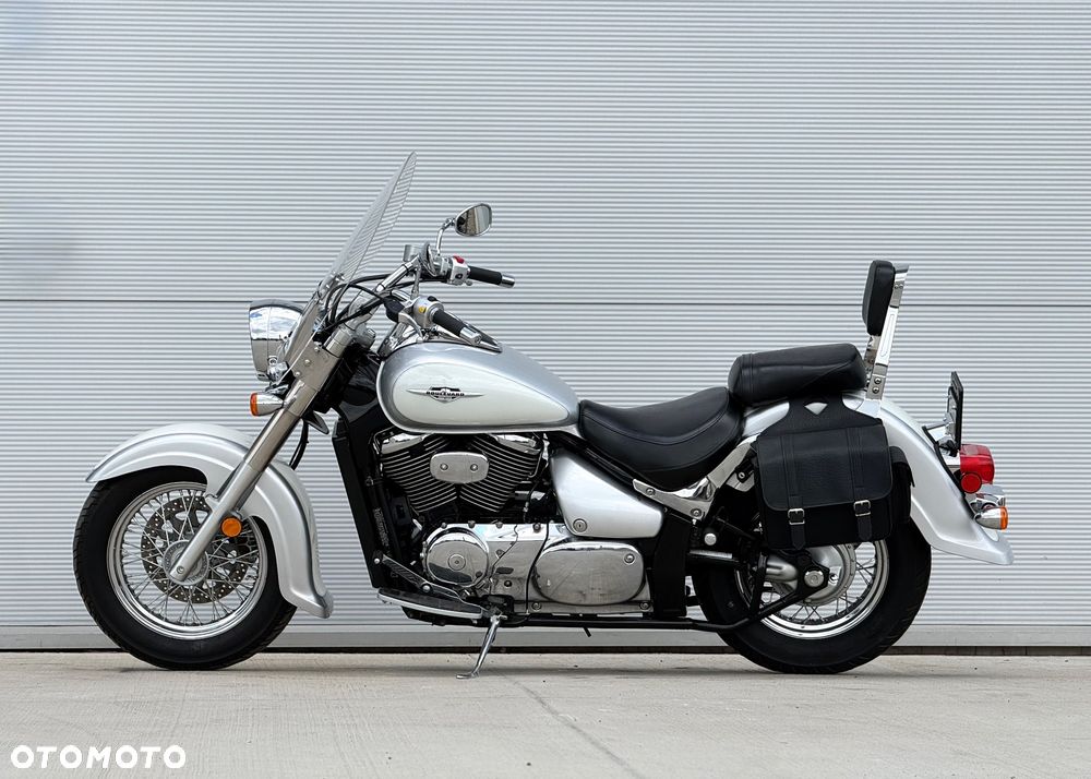 Suzuki VL 800 Volusia - Boulevard C50 - 4