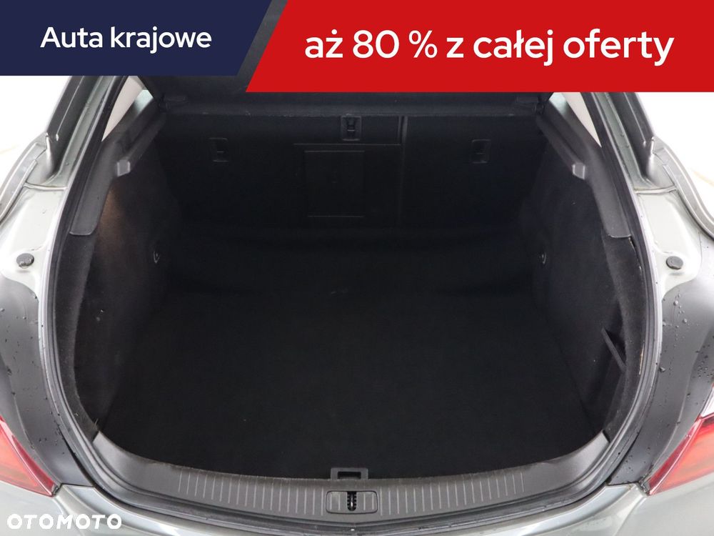 Opel Insignia - 16