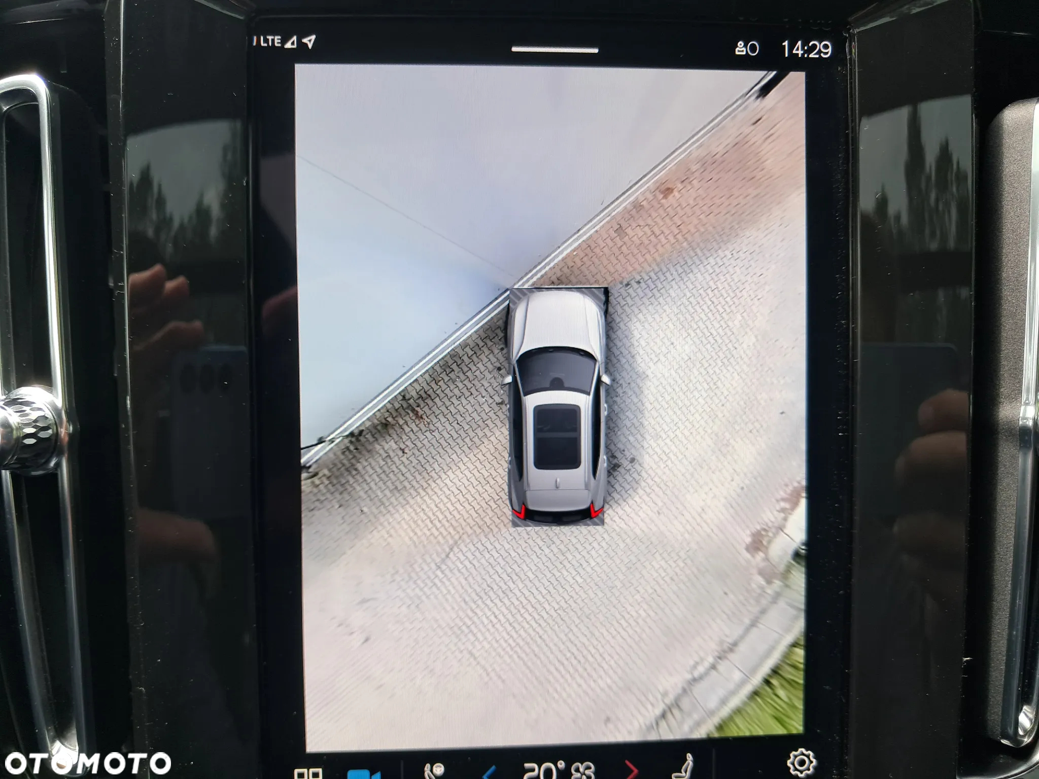 Volvo XC 40 B3 Plus Dark - 39