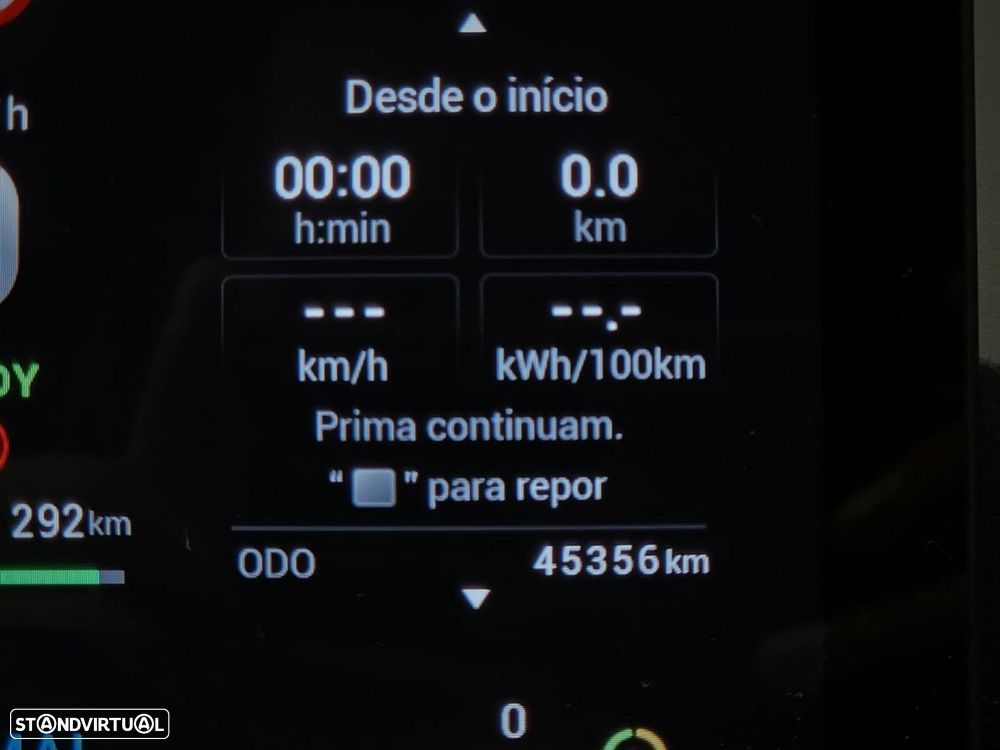 MG MG4 64 kWh Luxury - 11