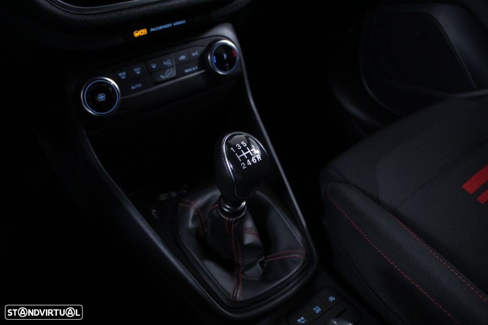 Ford Fiesta 1.0 EcoBoost ST-Line - 33