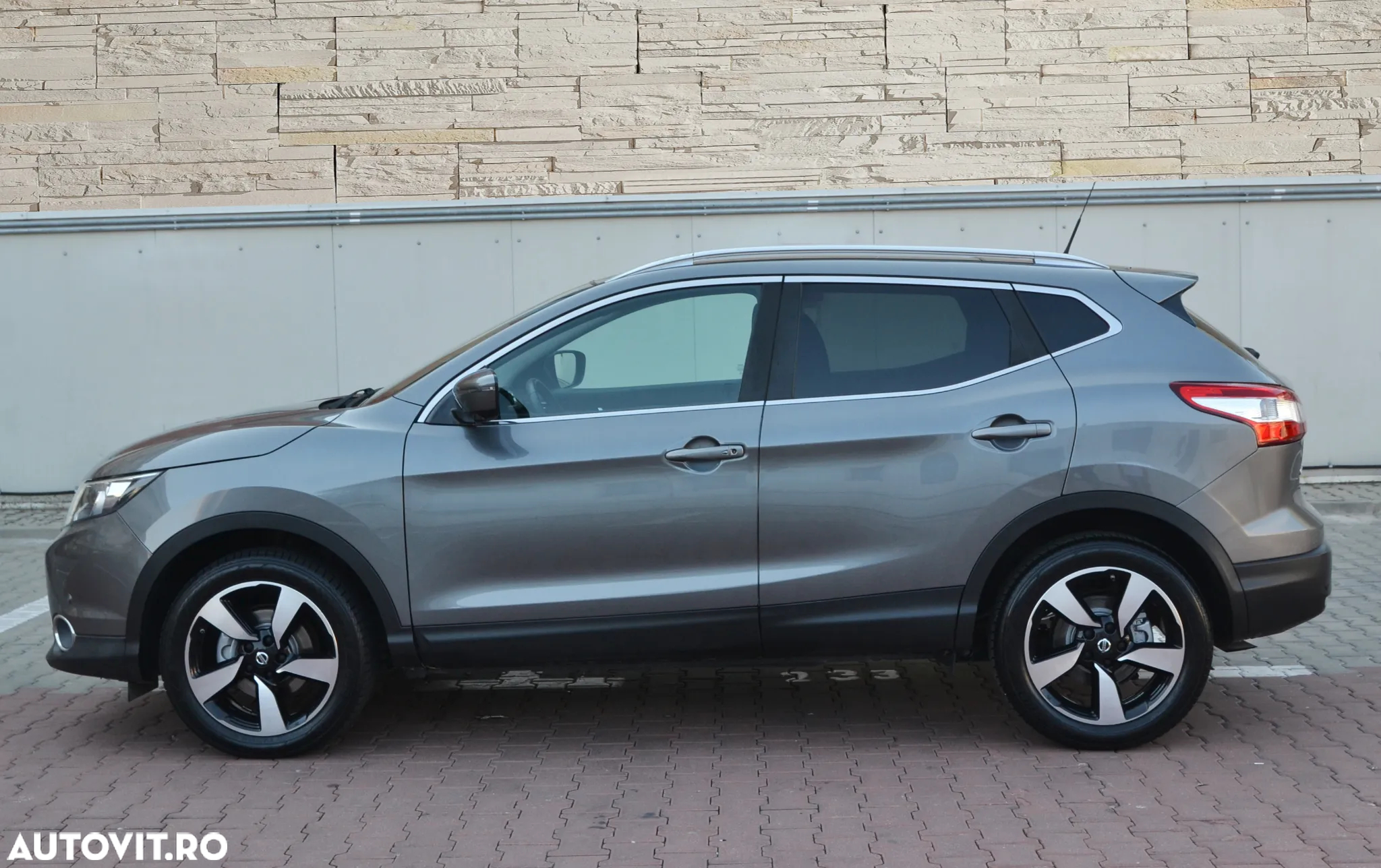 Nissan Qashqai 1.2 DIG-T Start/Stop Tekna - 24