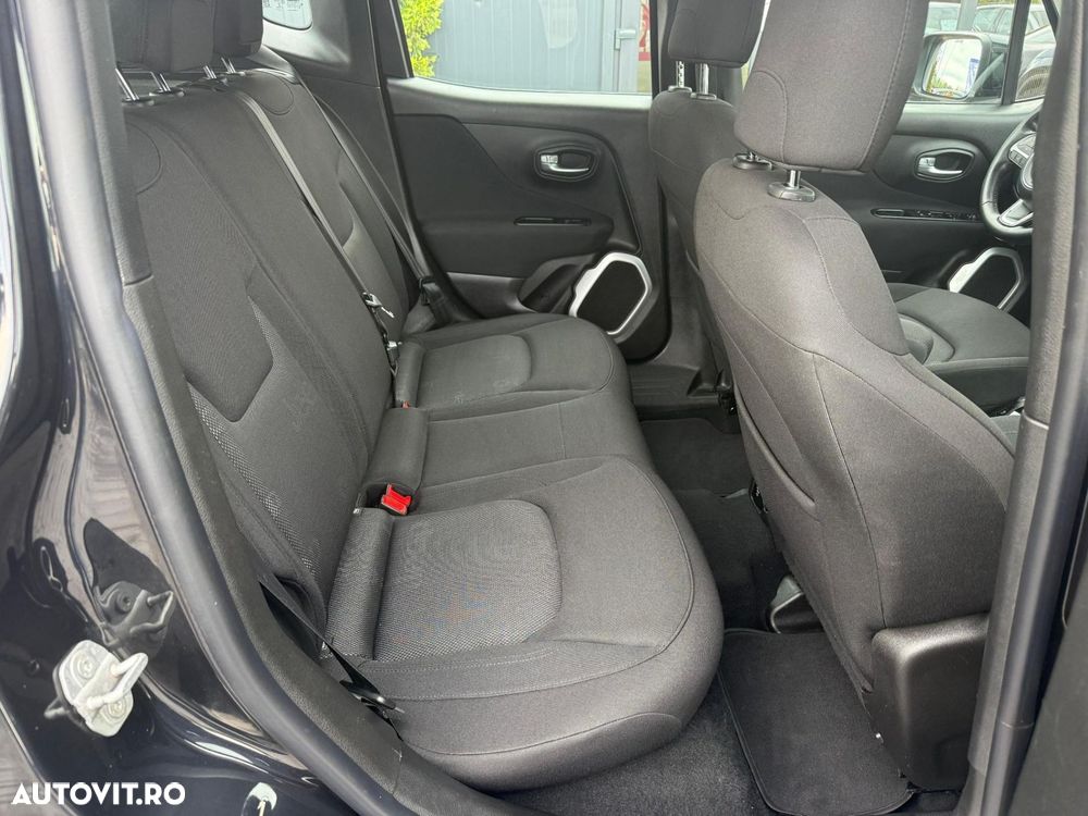 Jeep Renegade - 11