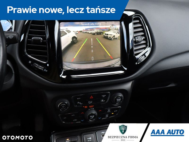Jeep Compass - 23