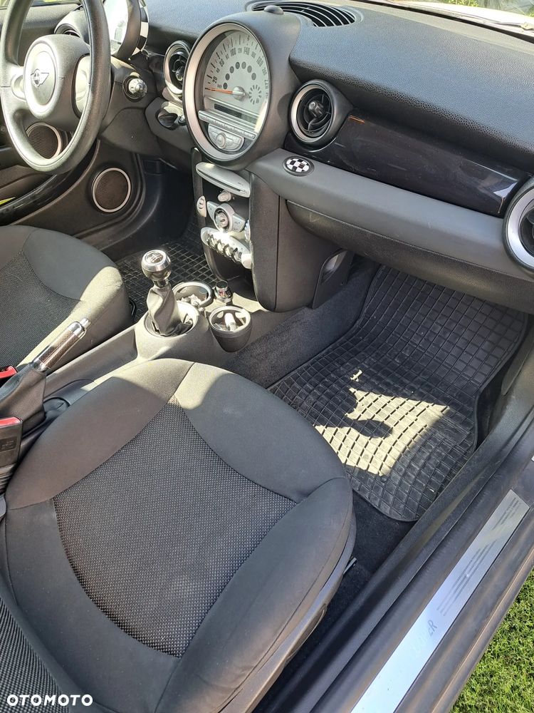 MINI Clubman Cooper D - 8