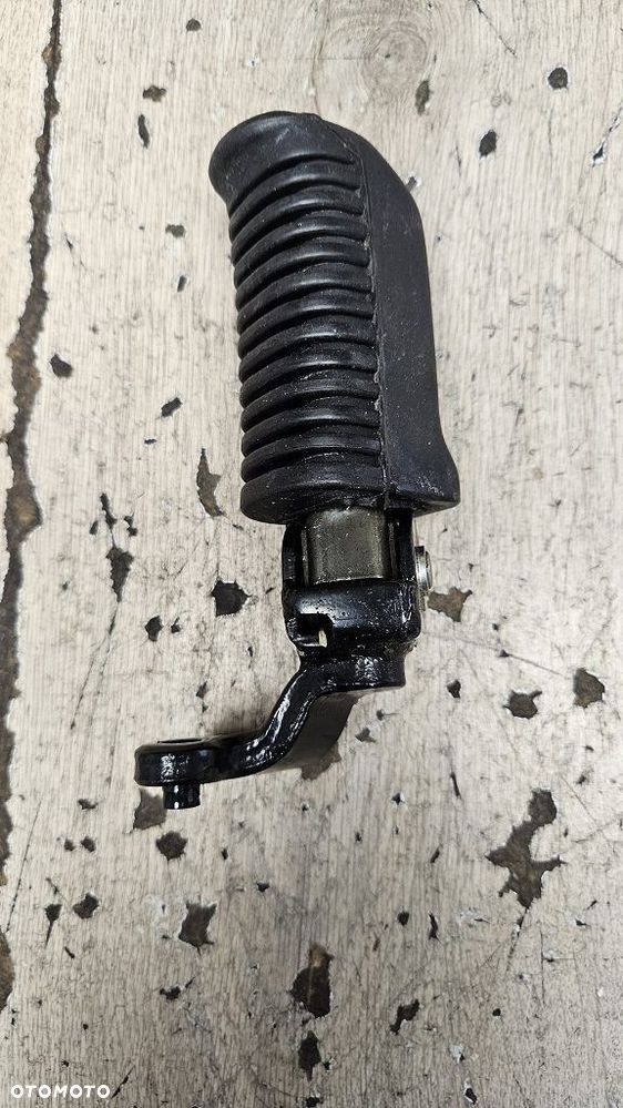 Podnóżek kierowcy prawy set Yamaha XJ550 - 3