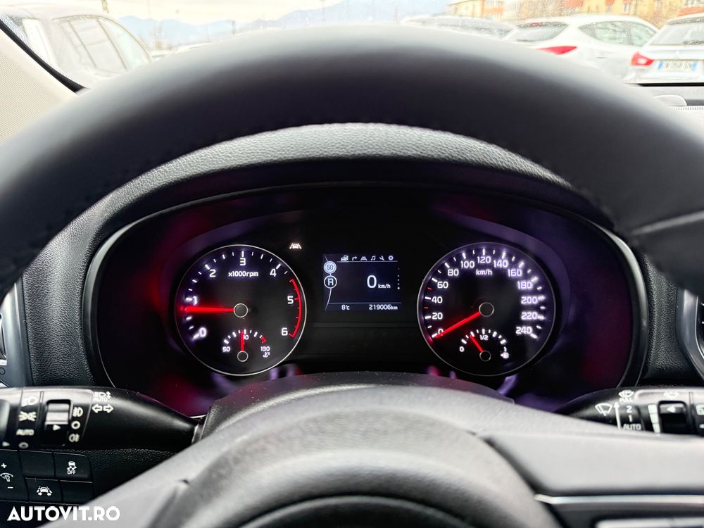 Kia Sportage 1.7 CRDI 2WD Spirit - 20