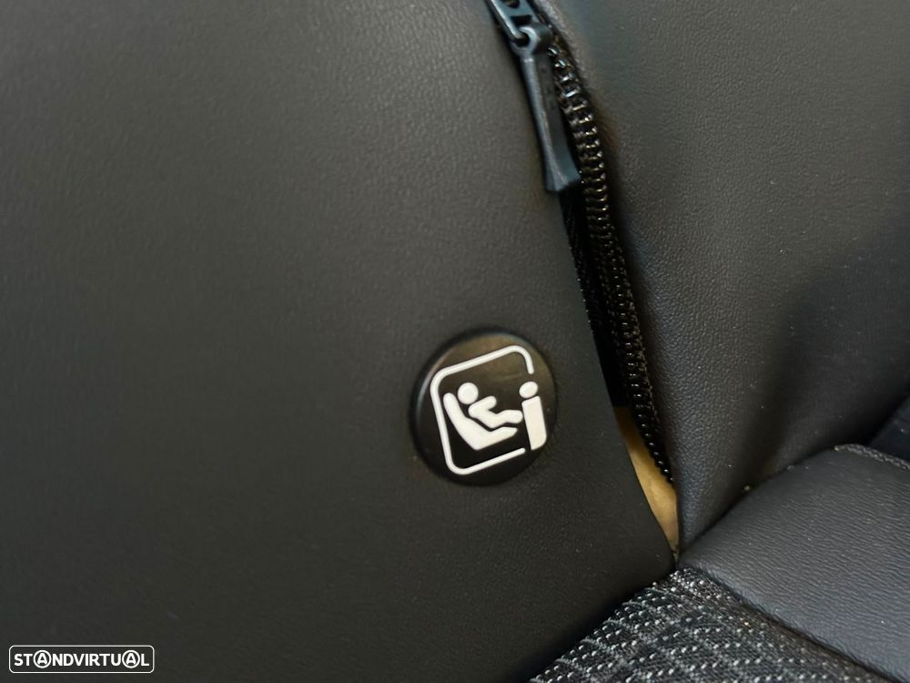 Peugeot E-3008 73 kWh Allure - 11