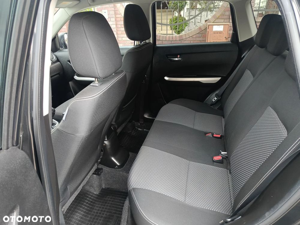 Suzuki Vitara - 16