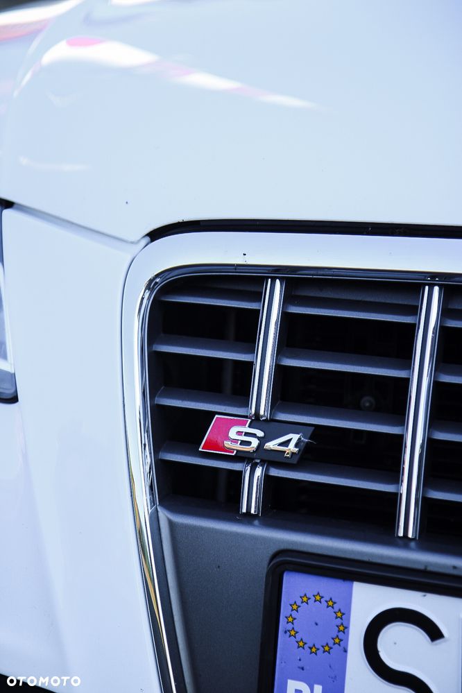 Audi S4 Avant - 14