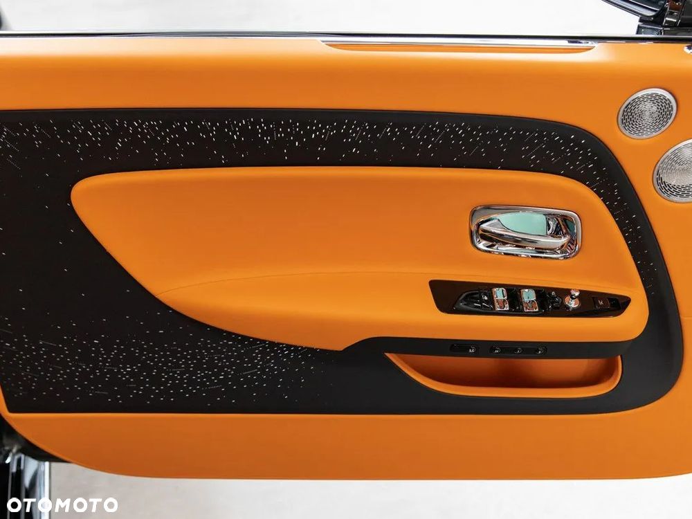 Rolls-Royce Spectre - 32