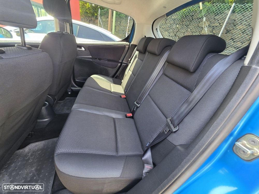 Peugeot 207 1.4 16V Trendy - 7
