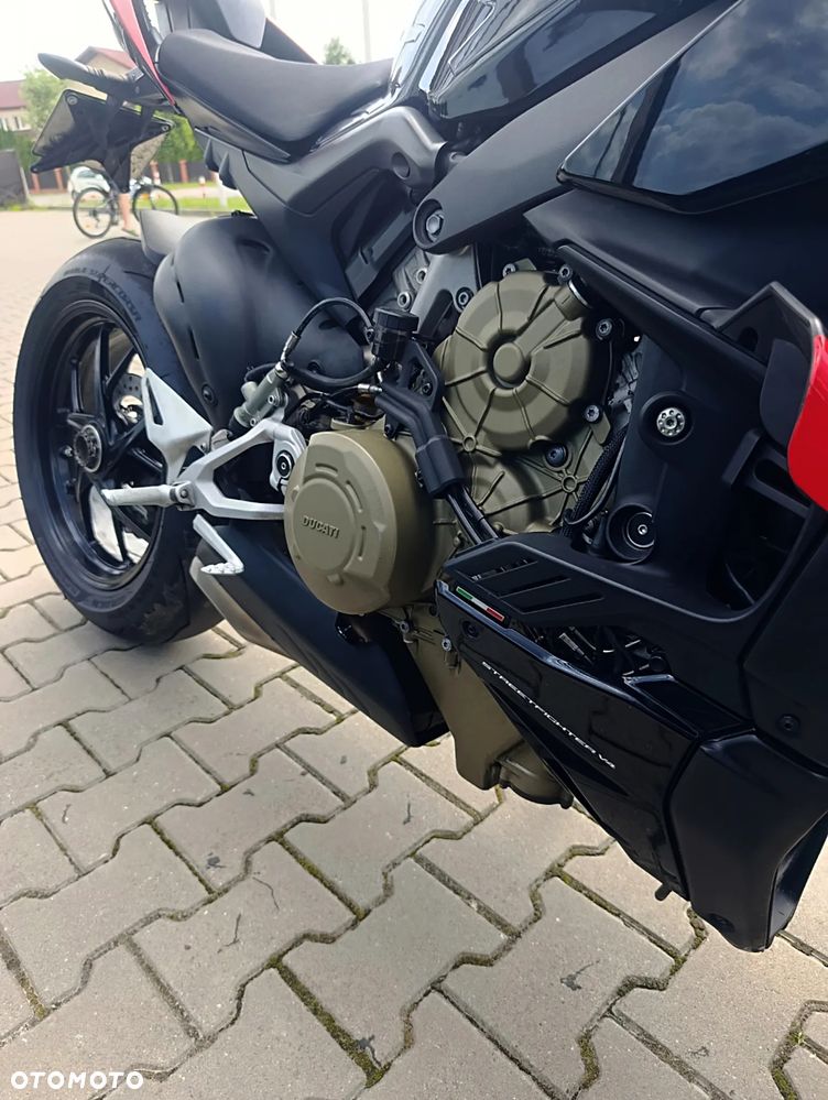 Ducati Streetfighter V4 - 16