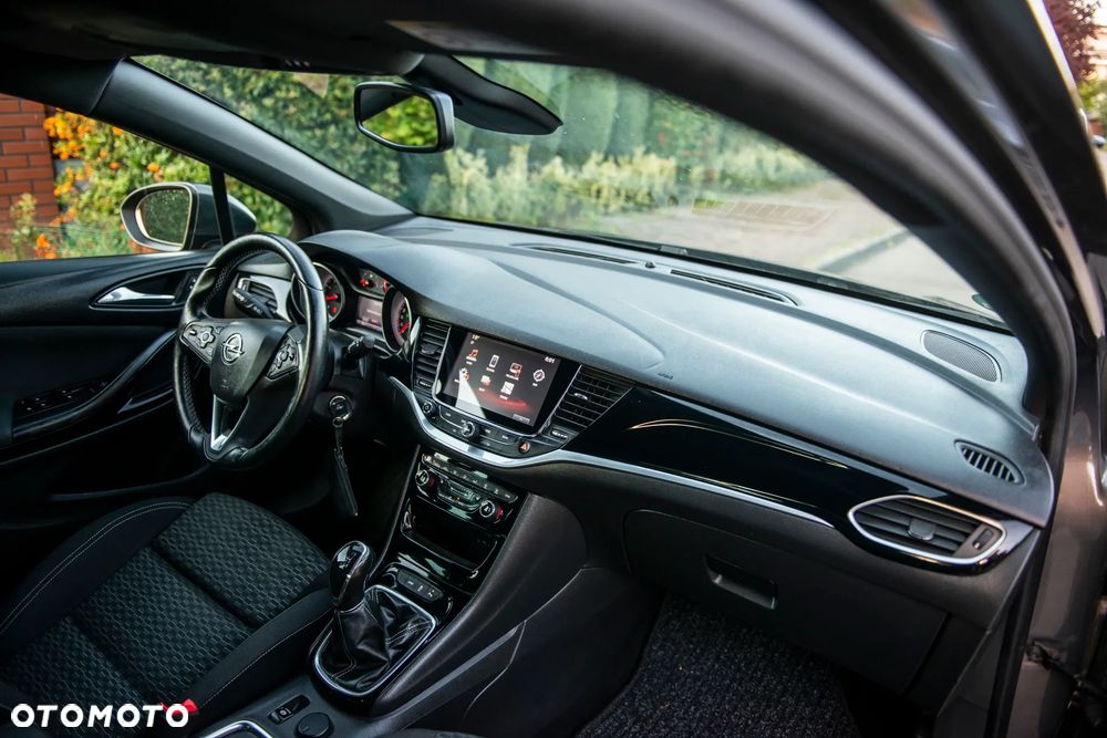 Opel Astra 1.4 Turbo Edition - 38