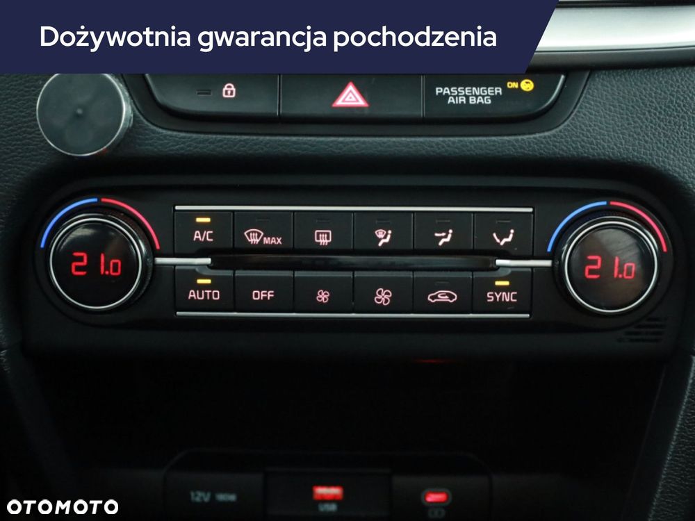 Kia Ceed - 13