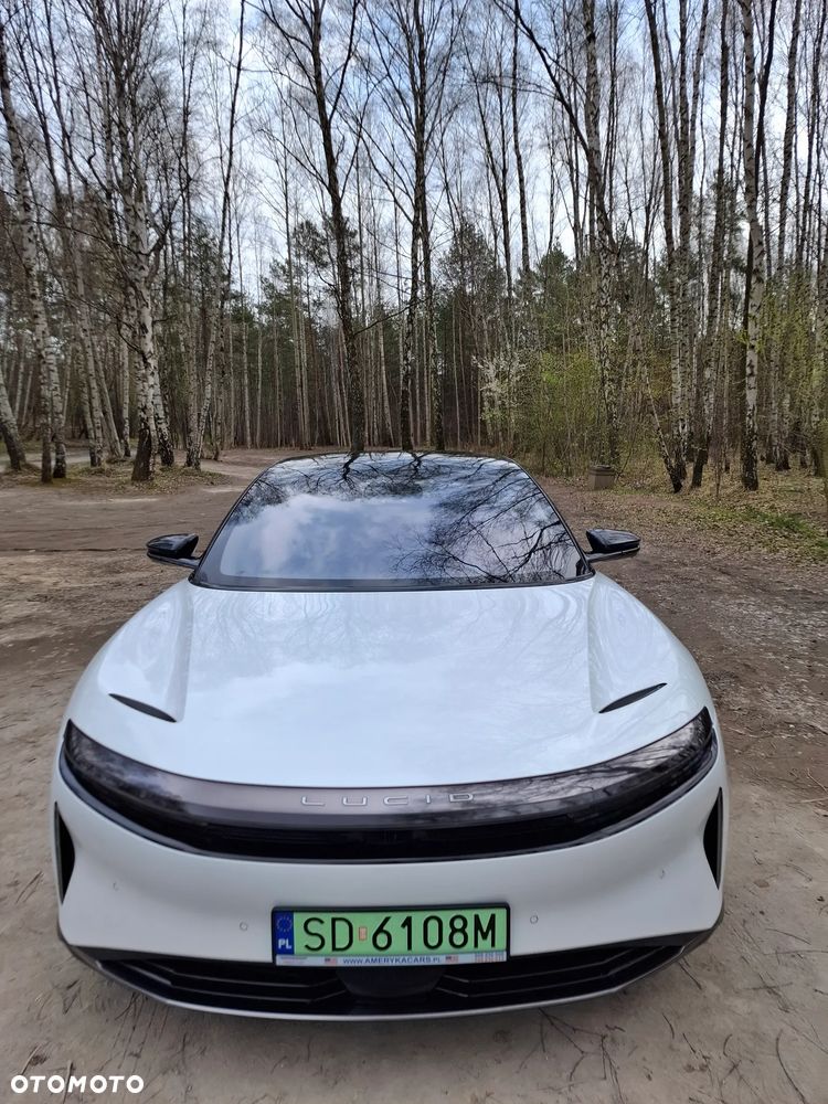Lucid Air - 21