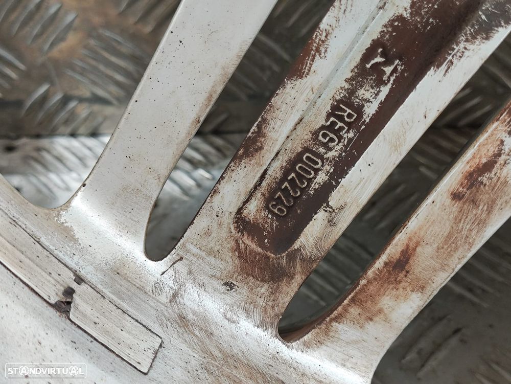 Conjunto de Jantes 19 Originais S-Line SLine Audi A5 8T S5 RS05 9J ET33 5x112 - 12