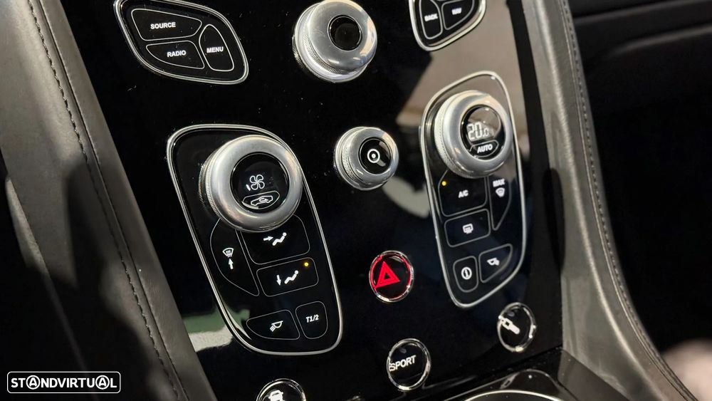 Aston Martin Rapide V12 Touchtronic III S - 27