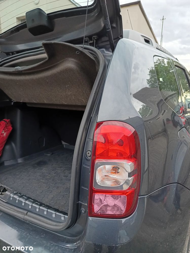 Dacia Duster 1.6 SCe Access S&S - 9
