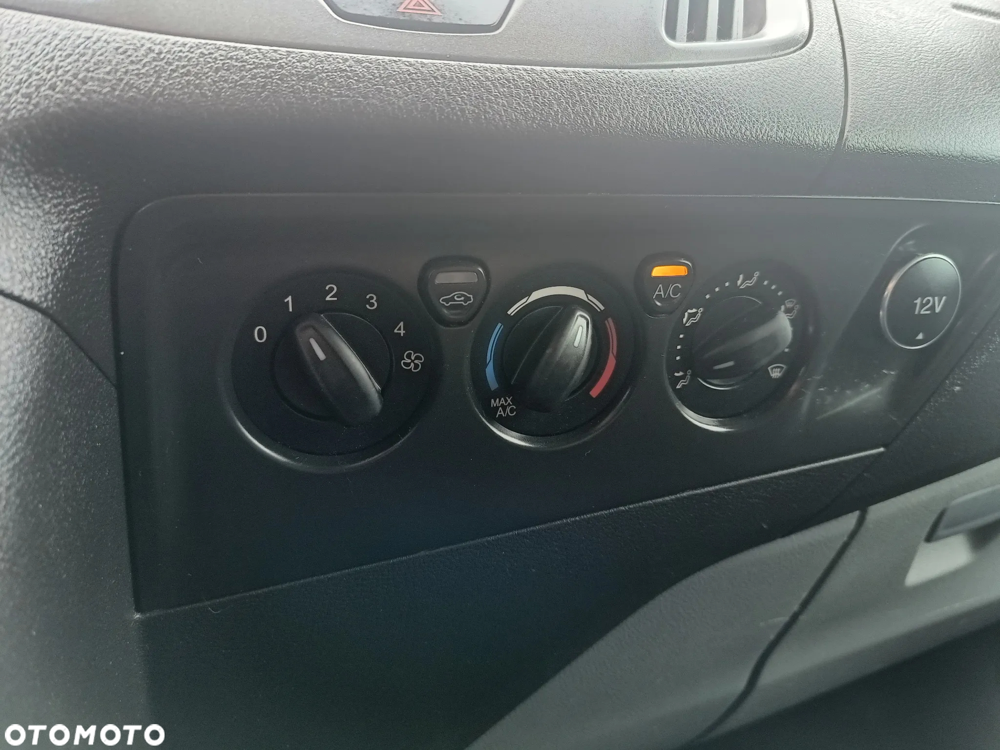 Ford Transit Custom 2.0 TDCi diesel 105 kM 2016rok, WYJĄTKOWO ZADBANY, GOTOWY DO PRACY!!! - 32