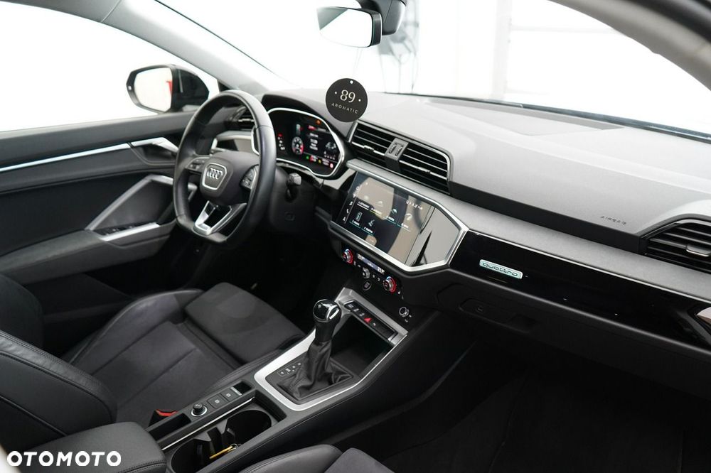 Audi Q3 Sportback - 8