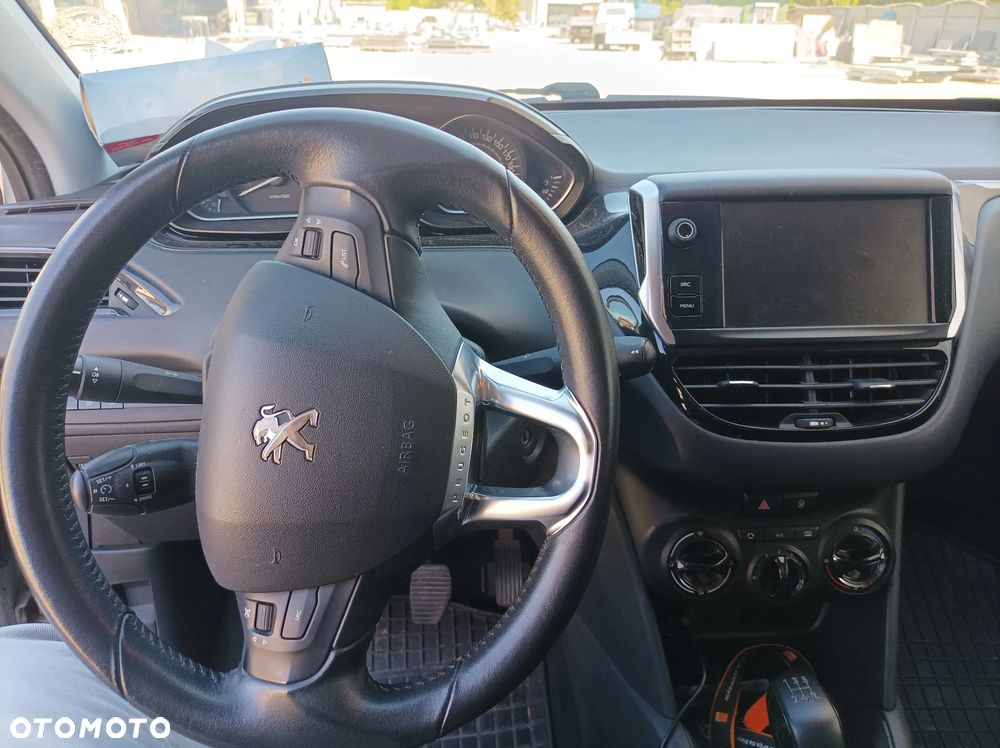 Peugeot 208 Blue-HDi 100 Stop&Start Active - 6