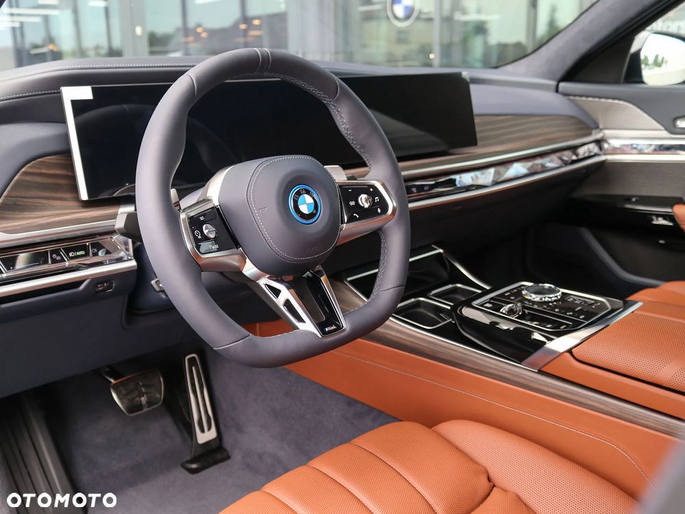 BMW Seria 7 750e PHEV xDrive M Sport sport - 14