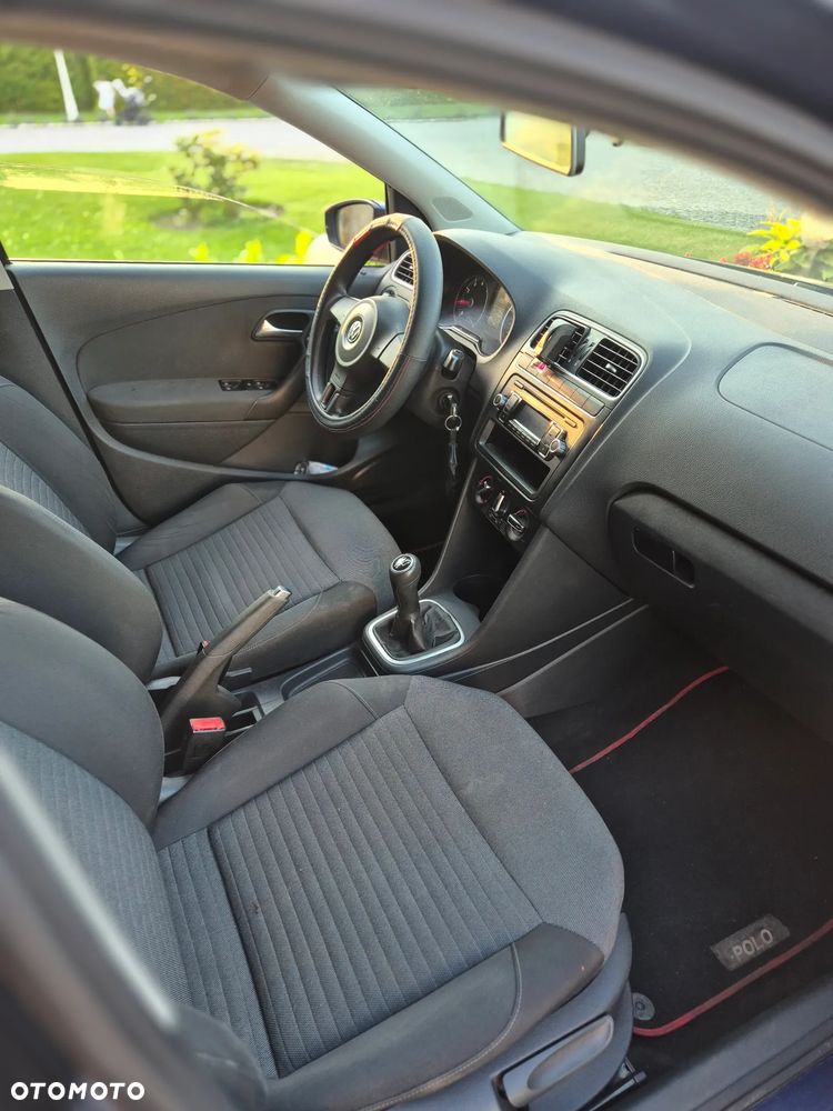 Volkswagen Polo 1.4 16V Comfortline - 11