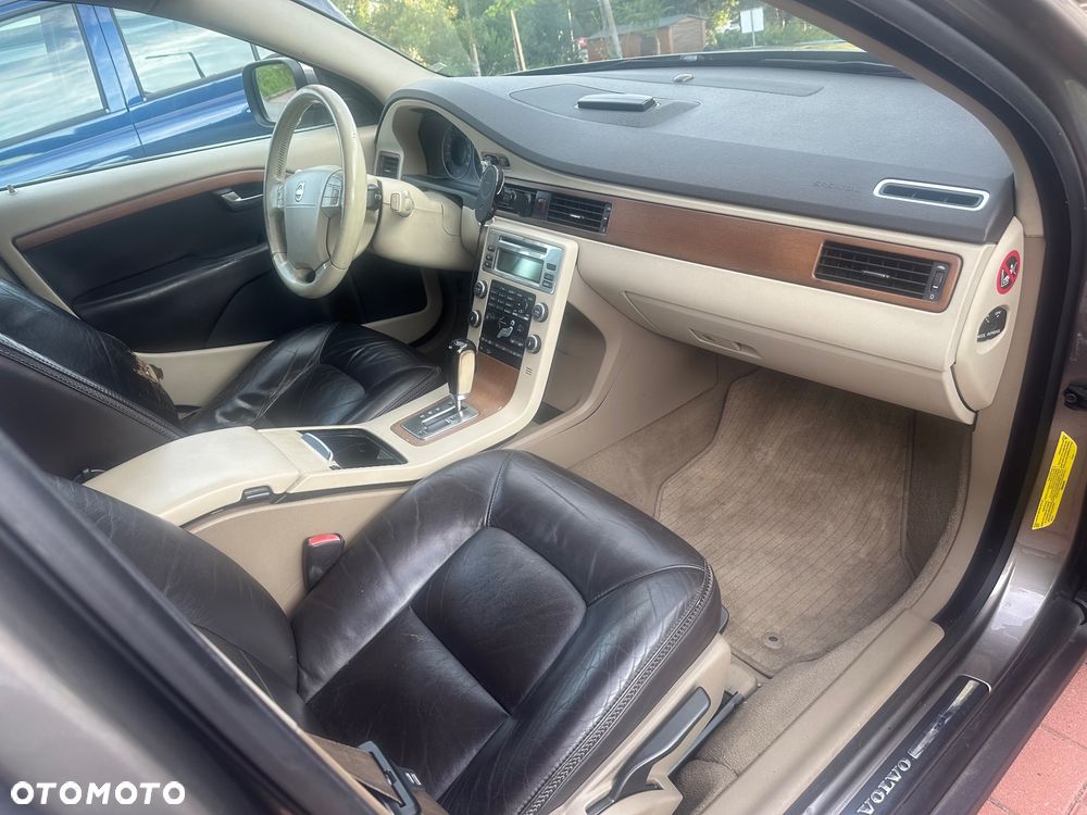 Volvo XC 70 D5 AWD Geartronic Summum - 16