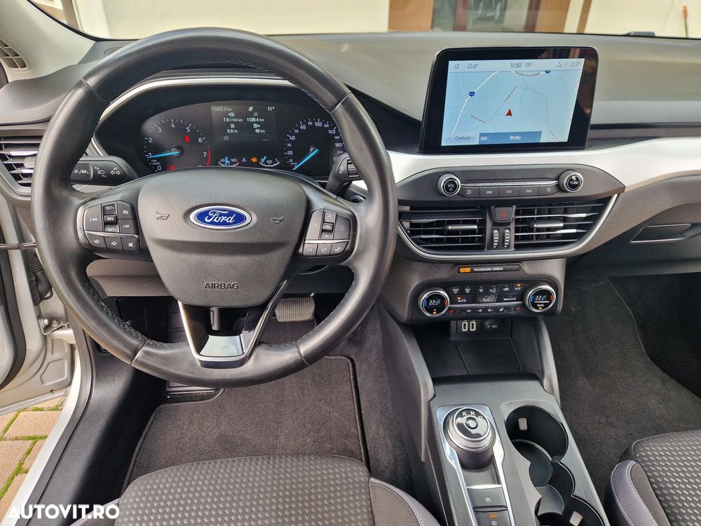 Ford Focus 1.0 EcoBoost Titanium - 13