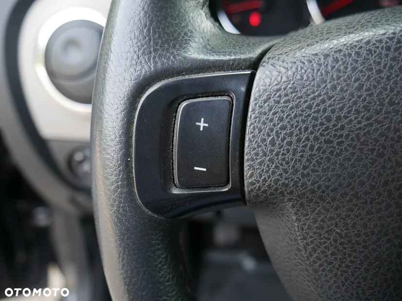 Dacia Lodgy 1.6 Laureate - 15