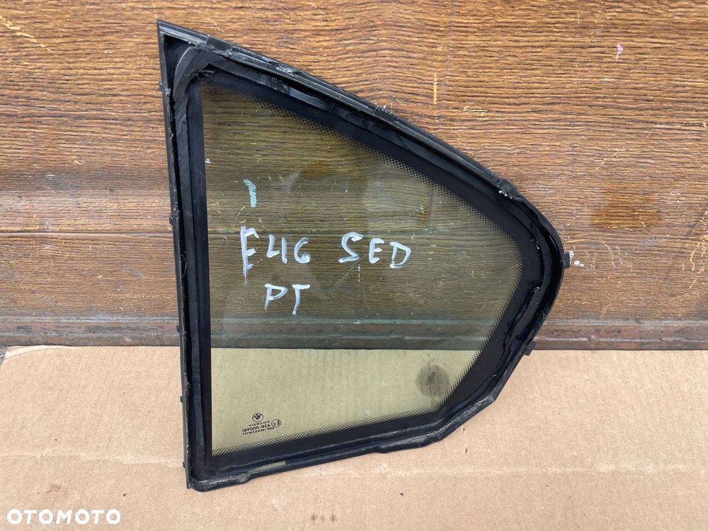 szyba prawa z drzwi mała trójkąt bmw e46 sedan oe bmw - 3