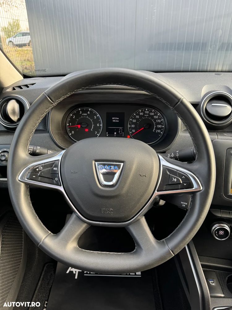 Dacia Duster TCe 150 2WD GPF Prestige - 8