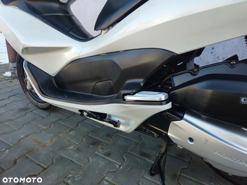 Honda PCX - 14