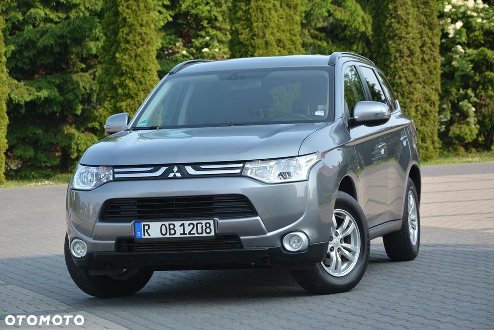 Mitsubishi Outlander 2.2 DID Intense + - 6
