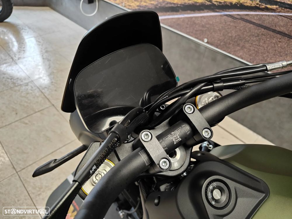 Moto Morini Seiemmezzo SCR 650 - 4