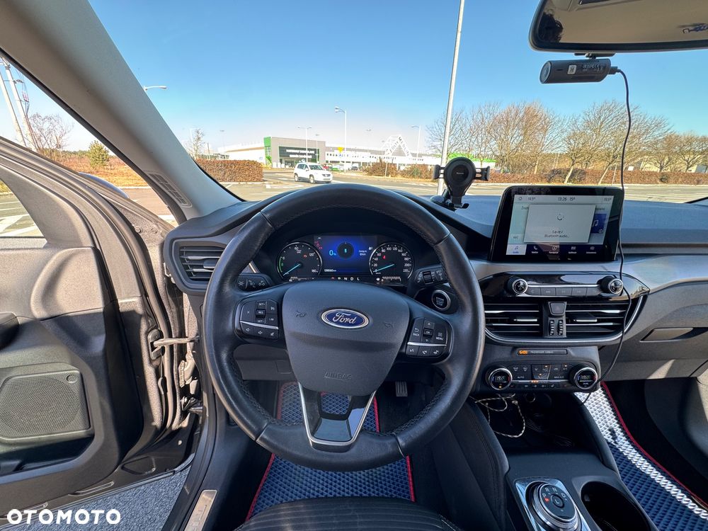 Ford Kuga - 9