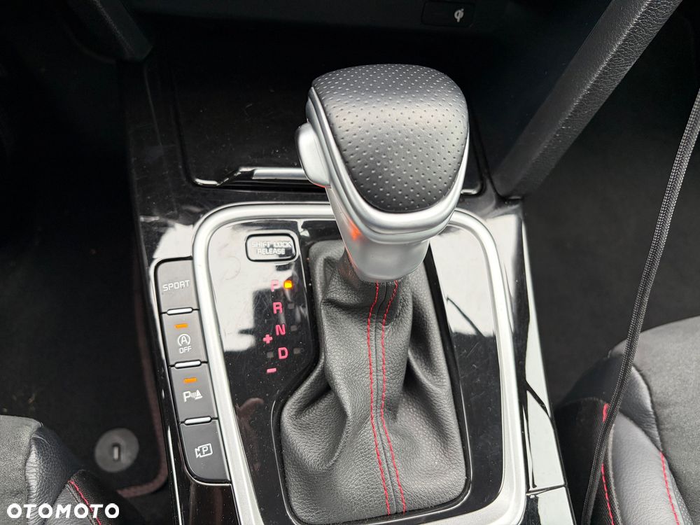 Kia ProCeed - 28