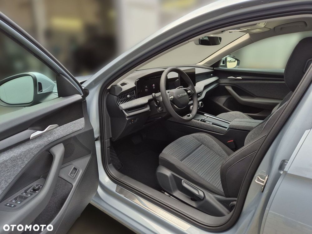 Skoda Superb 1.5 TSI mHEV Drive DSG - 14