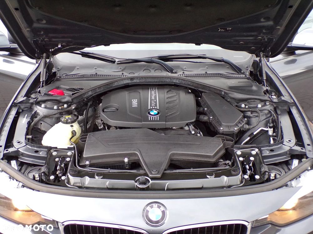 BMW Seria 3 320d - 31
