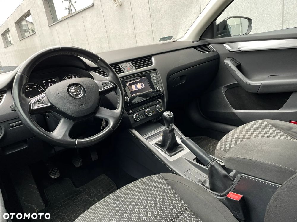 Skoda Octavia 1.4 TSI Ambition - 9