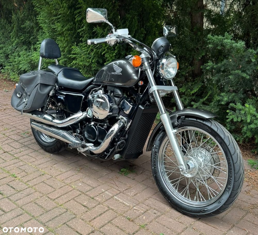 Honda VT - 1