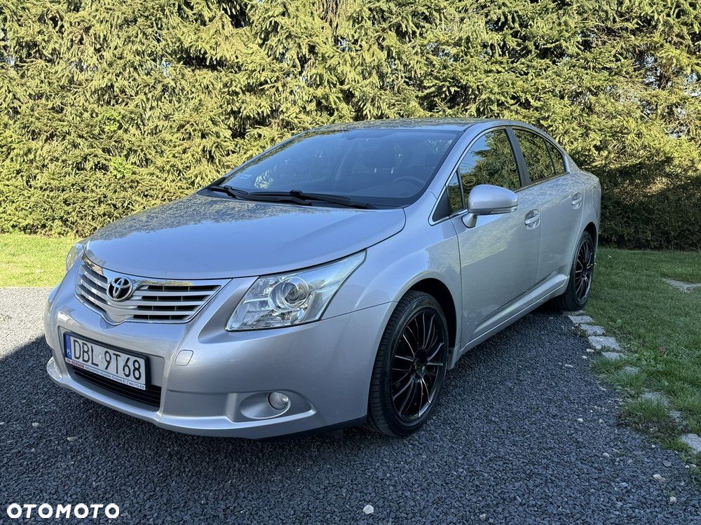 Toyota Avensis 1.8 Style - 30